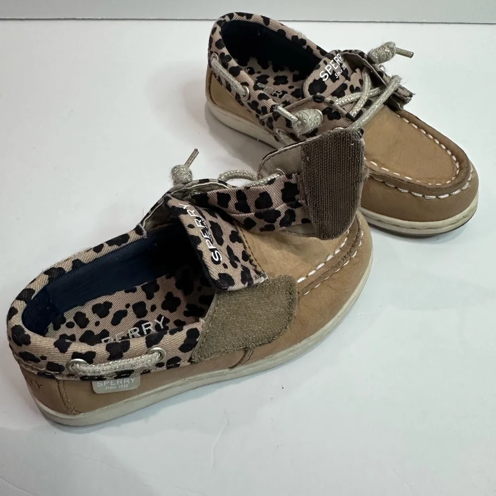 Used Toddler Sperry loafers sz.9